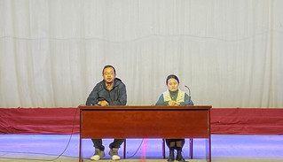  朝著陽(yáng)光 一路向前——學(xué)前教...